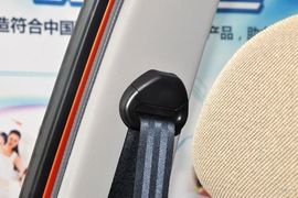 2012款宝骏乐驰1.0L手动优越型