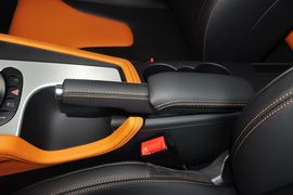 2013款奥迪TTSCoupe2.0TFSI