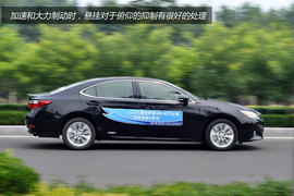 雷克萨斯ES300h试驾实拍