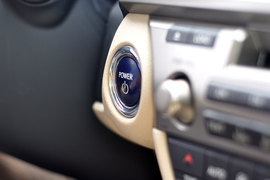 雷克萨斯ES300h试驾实拍