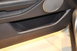 2014款路虎揽胜极光2.0T