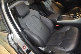 2014款路虎揽胜极光2.0T