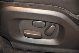 2014款路虎揽胜极光2.0T