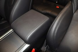 2014款路虎揽胜极光2.0T