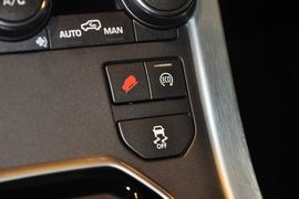 2014款路虎揽胜极光2.0T