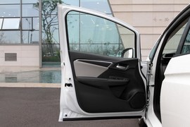 2014款本田飞度1.5L