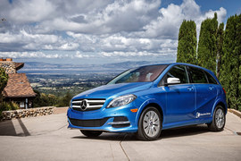 2015款奔驰B级电动车海外试驾实拍