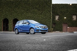 2015款奔驰B级电动车海外试驾实拍