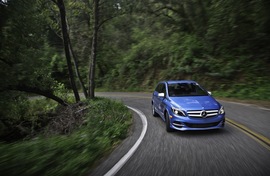 2015款奔驰B级电动车海外试驾实拍