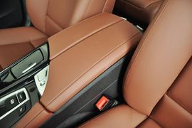 2014款宝马520Li典雅型