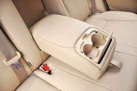 2014款丰田卡罗拉1.6L