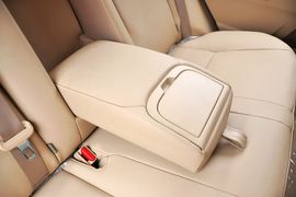 2014款丰田卡罗拉1.6L