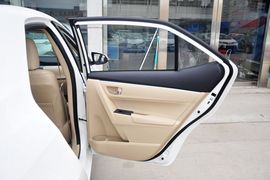 2014款丰田卡罗拉1.6L