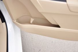 2014款丰田卡罗拉1.6L