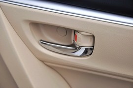 2014款丰田卡罗拉1.6L