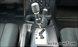 2009款丰田FJ酷路泽试驾