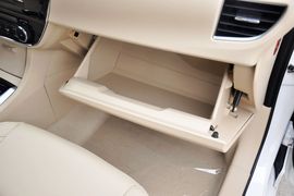 2014款丰田卡罗拉1.6L