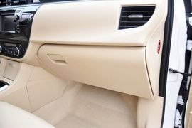 2014款丰田卡罗拉1.6L