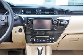 2014款丰田卡罗拉1.6L