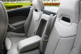 2009款标致308CC试驾