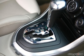 2009款标致308CC试驾