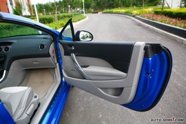 2009款标致308CC试驾