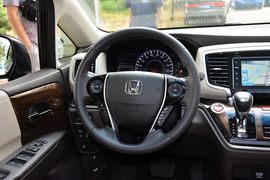 2015款本田奥德赛2.4L至尊版