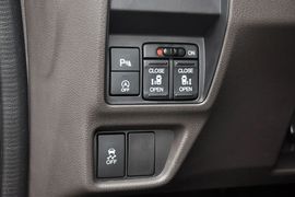 2015款本田奥德赛2.4L智享版