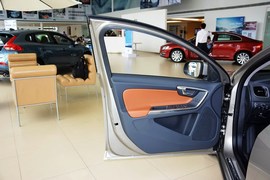 2015款沃尔沃V60