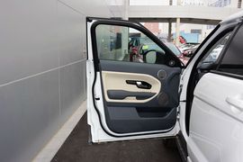 2015款揽胜极光2.0T