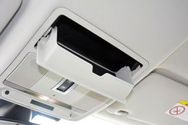 2015款揽胜极光2.0T