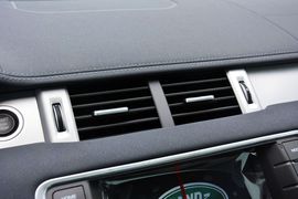 2015款揽胜极光2.0T