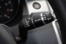 2015款揽胜极光2.0T