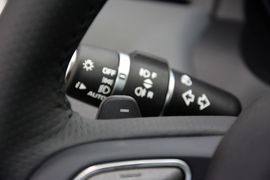 2015款揽胜极光2.0T