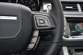 2015款揽胜极光2.0T