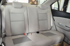 2012款长安悦翔V5