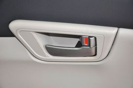 2012款长安悦翔V5