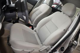 2012款长安悦翔V5