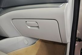 2012款长安悦翔V5