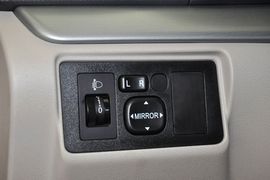 2012款长安悦翔V5
