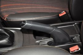 2013款雪佛兰赛欧1.2时尚幸福版