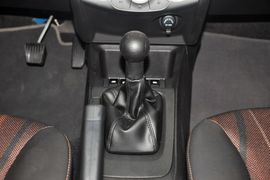 2013款雪佛兰赛欧1.2时尚幸福版