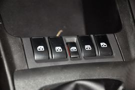 2013款雪佛兰赛欧1.2时尚幸福版