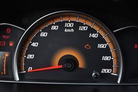 2013款雪佛兰赛欧1.2时尚幸福版