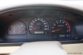 2009款锐骐皮卡汽油版试驾