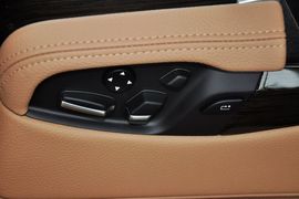 2013款宝马730Li豪华型