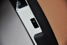 2013款宝马730Li豪华型