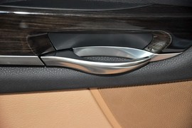 2013款宝马730Li豪华型