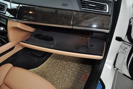 2013款宝马730Li豪华型