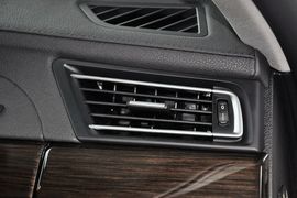 2013款宝马730Li豪华型